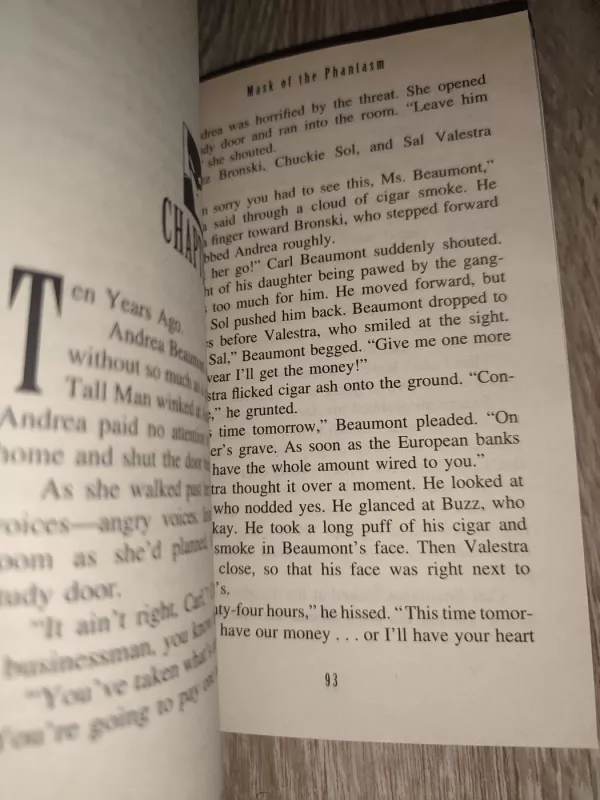 Batman: Mask Of The Phantasm (The Animated Movie Novelization) - Andrew Helfer, knyga 3