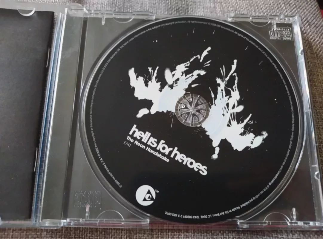 The Neon Handshake - Hell is for Heroes, plokštelė 3