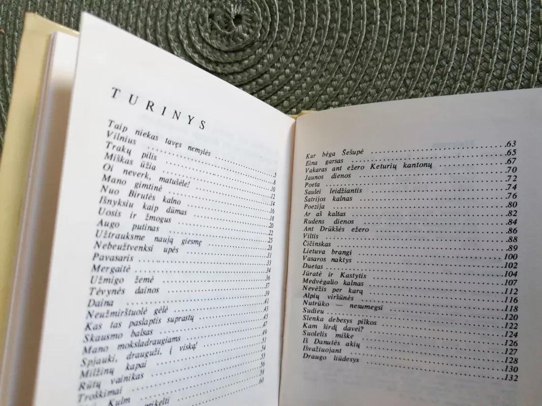 Kur bėga Šešupė -  Maironis, knyga 5