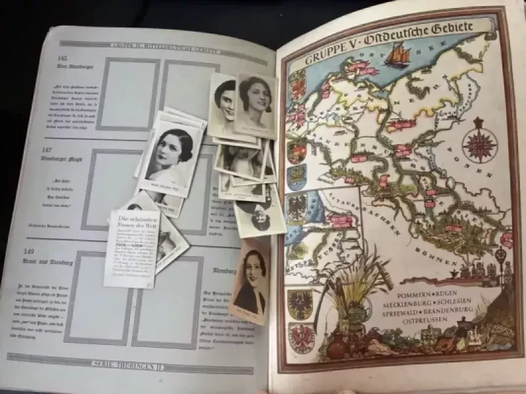 „Vokiečių liaudies kostiumai – vokiečių tautinių drabužių atvaizdų rinkinys“ (Deutsche Volkstrachten – Eine Sammlung deutscher Trachtenbilder) - Köln am Rhein, knyga 4