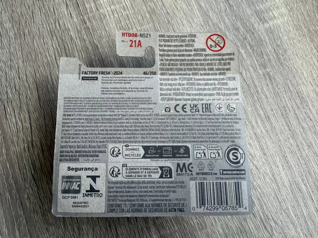 Porsche 911 Carrera RS 2.7 Hot Wheels - , namai ir interjeras 6