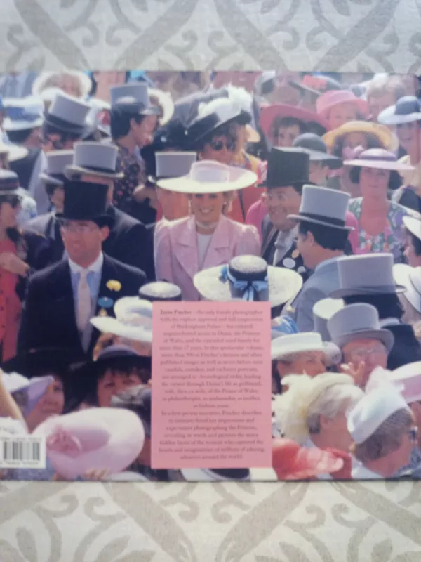 Diana portrait of a.princess - Jayne Fincher , knyga 4