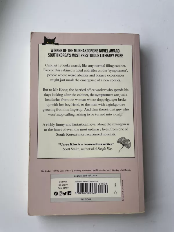 The Cabinet - Un-Su Kim , knyga 3