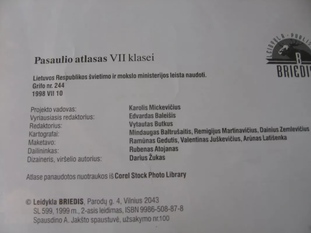 Pasaulio atlasas 7 klasei - Karolis Mickevičius, knyga 3