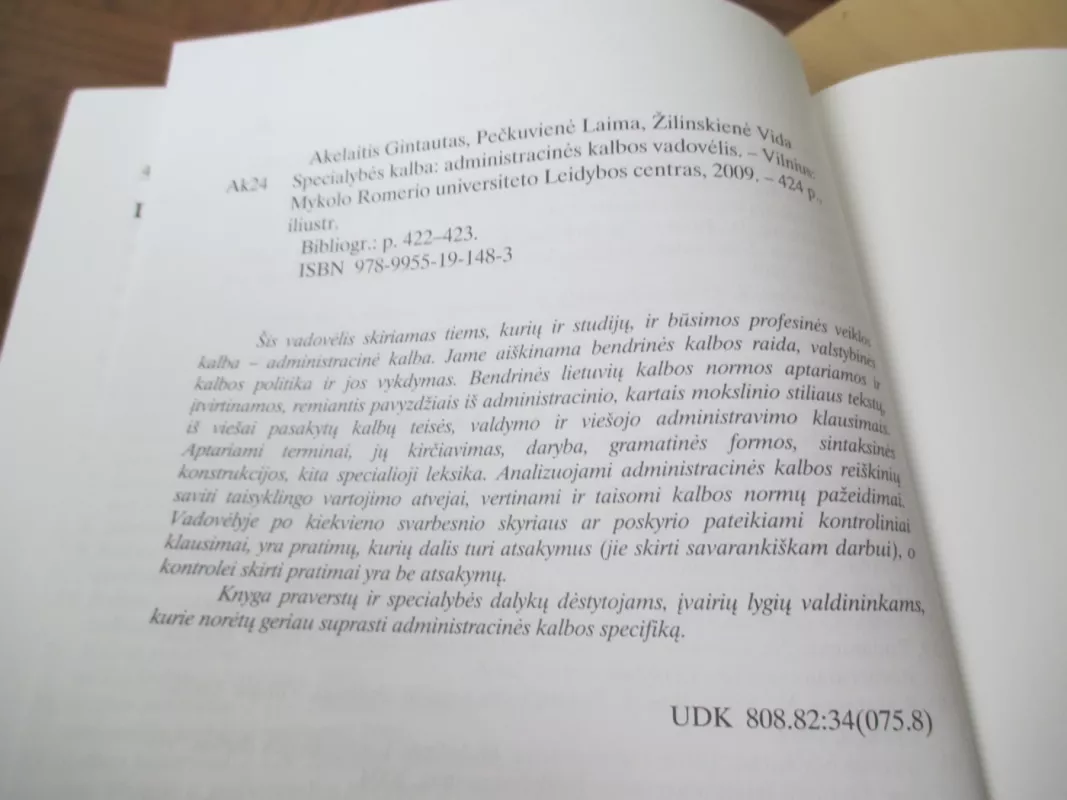 Specialybės kalba: Administracinės kalbos vadovėlis - Laima Pečkuvienė, Vida  Žilinskienė, knyga 4