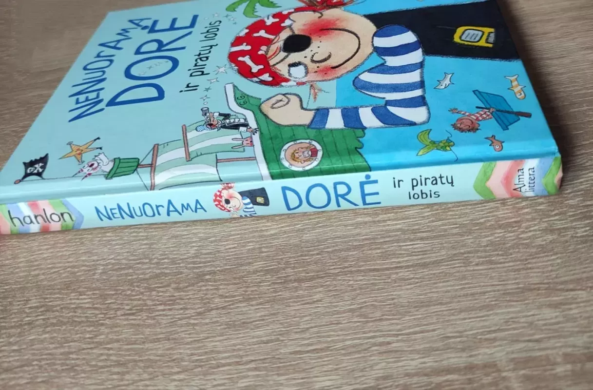 Nenuorama Dorė ir piratų lobis - Abby Hanlon, knyga 3