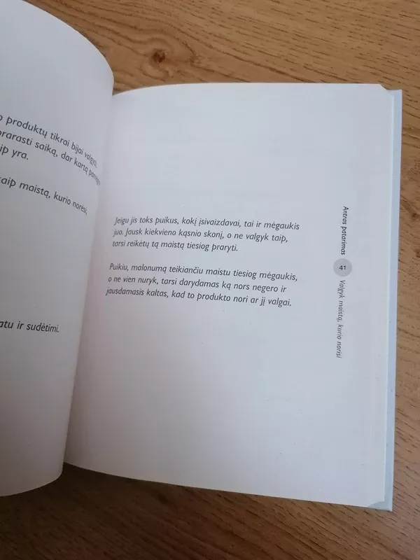 Apie valgymą: kai tai, kaip valgai keičia gyvenimą - Susie Orbach, knyga 6