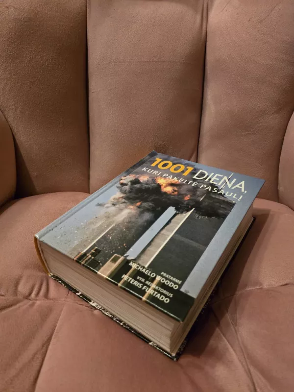 1001 diena, kuri pakeitė pasaulį - Peter Furtado, knyga 3