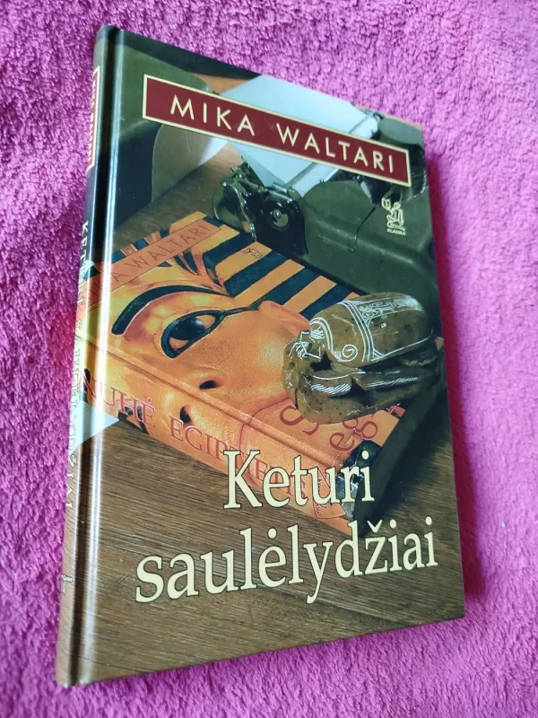 Keturi saulėlydžiai - Mika Valtari, knyga 2