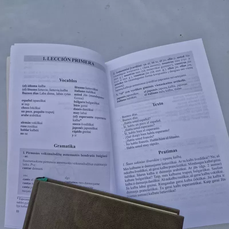 Hablamos espanol - Gediminas Degėsys, knyga 4