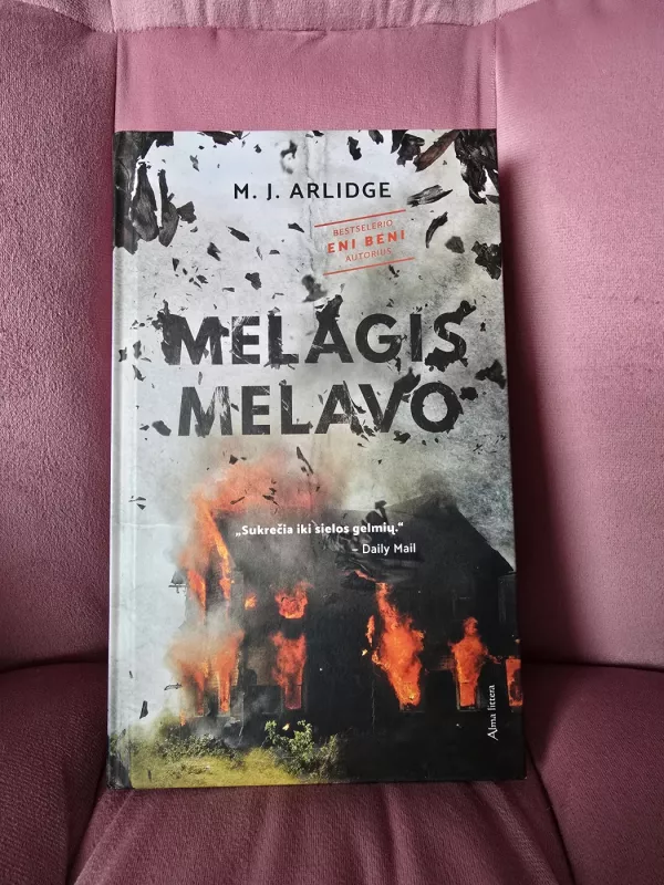 Melagis melavo - M.J. Arlidge, knyga 2