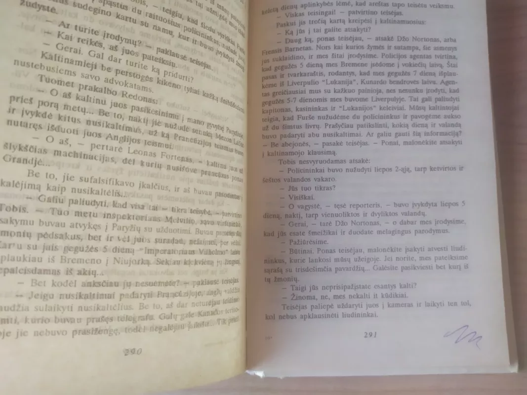 Paryžiečio nuotykiai liūtų šalyje - Luji Busenaras, knyga 5