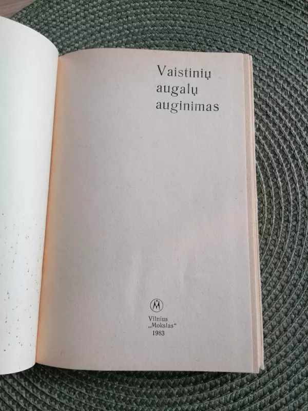 Vaistinių augalų auginimas - Z. Bandzaitienė, ir kiti , knyga 3