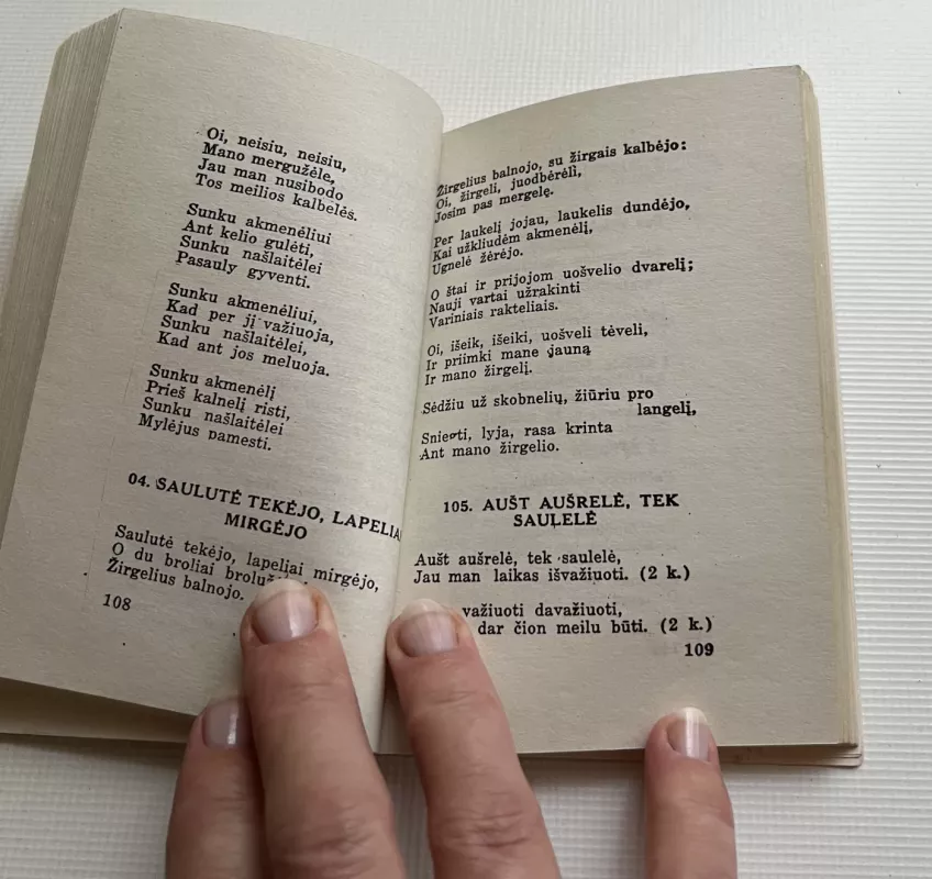 Vai lėkite dainos! - J. Darbila, knyga 5