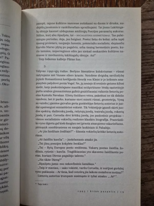 Kitas pasaulis 1993-2003 (esė rinktinė) - Rolandas Rastauskas, knyga 6