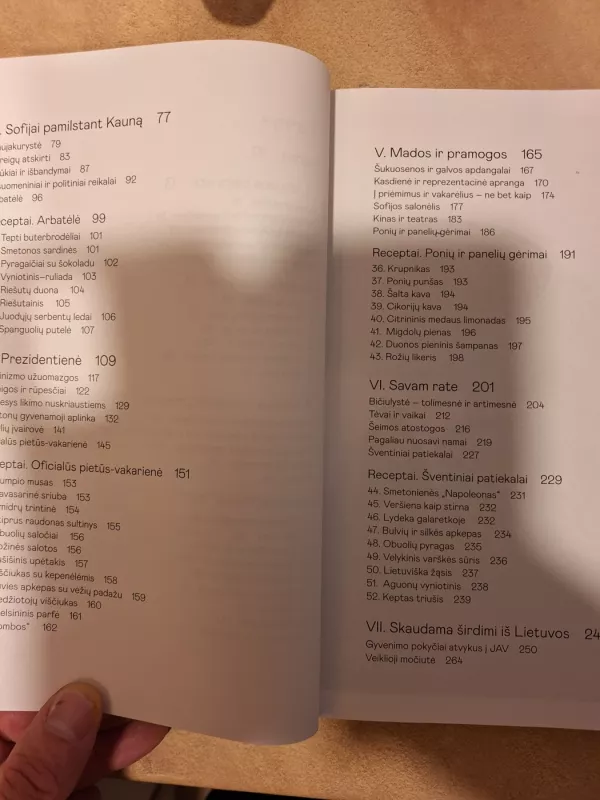 Ponios Smetonienės virtuvė - Ingrida Jakubavičienė, knyga 5