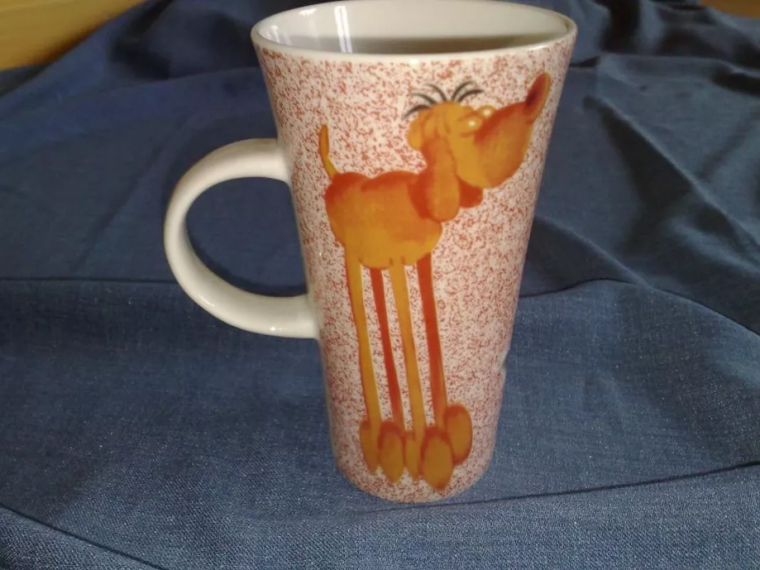 Puodukas su ilgakojais šuniukais - , namai ir interjeras 3