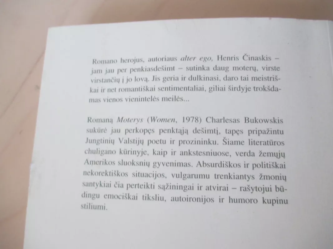 Moterys - Charles Bukowski, knyga 4