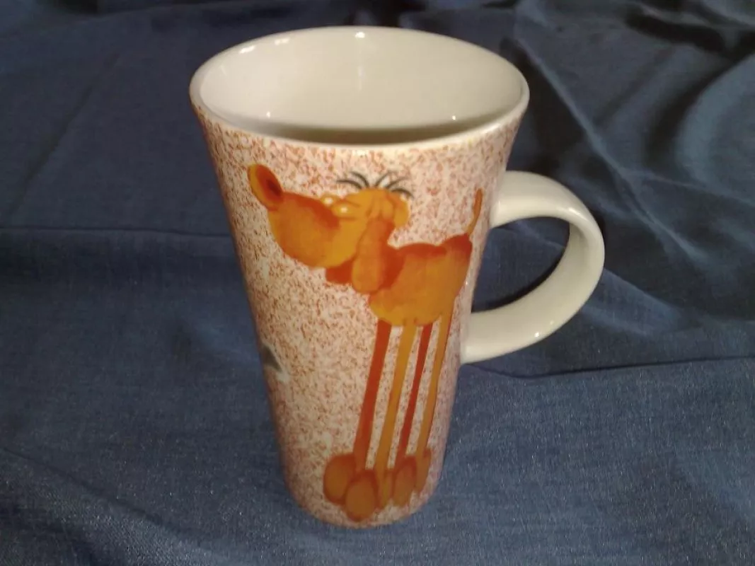 Puodukas su ilgakojais šuniukais - , namai ir interjeras 6