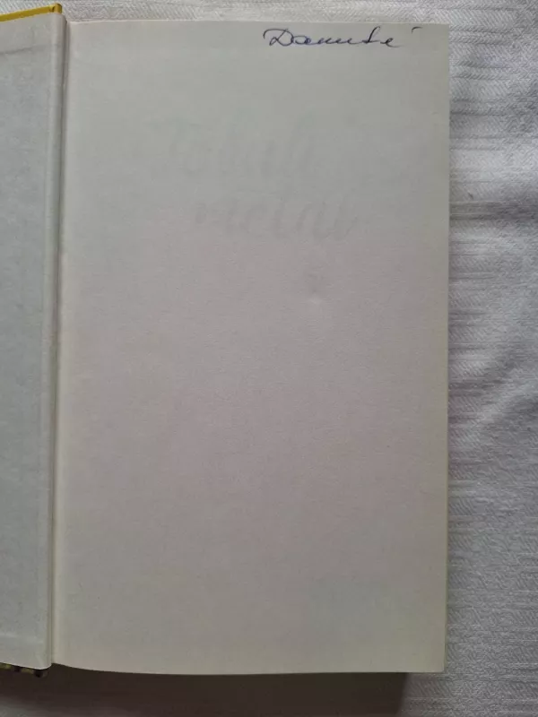 Tobuli metai - Charlotte Lucas, knyga 2