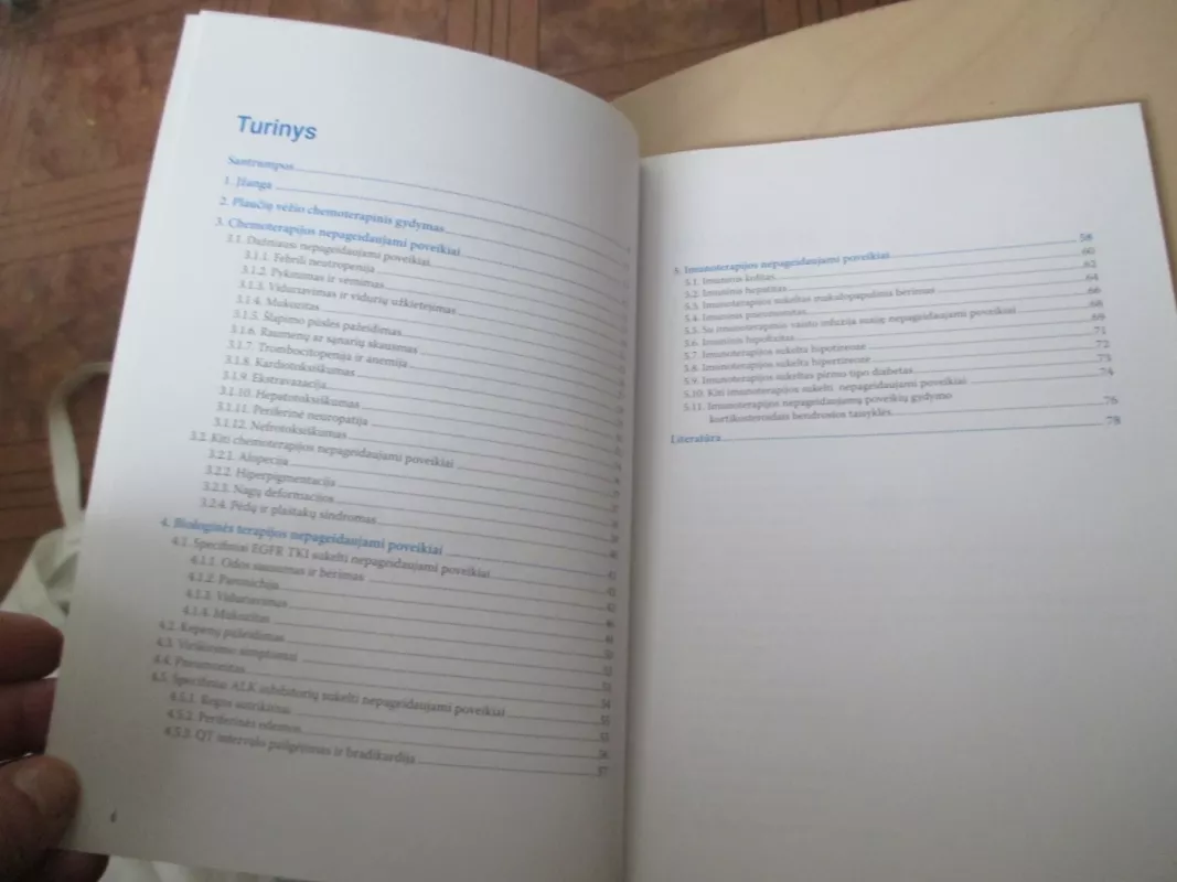 Plaučių vėžio sisteminio gydymo nepageidaujamų poveikių valdymas - Elena Bernotienė, knyga 4