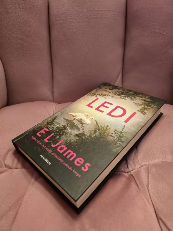 Ledi - James E L, knyga 3