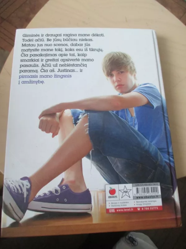 100 % oficialu. Pirmas žingsnis į amžinybę. Mano istorija - Justin Bieber, knyga 4