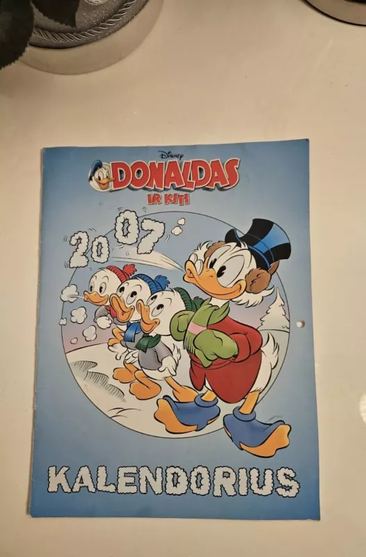Donaldas ir kiti . 2007 kalendorius - Walt Disney, knyga 2