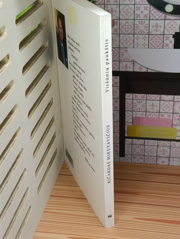 Viršūnių paukštis - Ričardas Mikutavičius, knyga 5