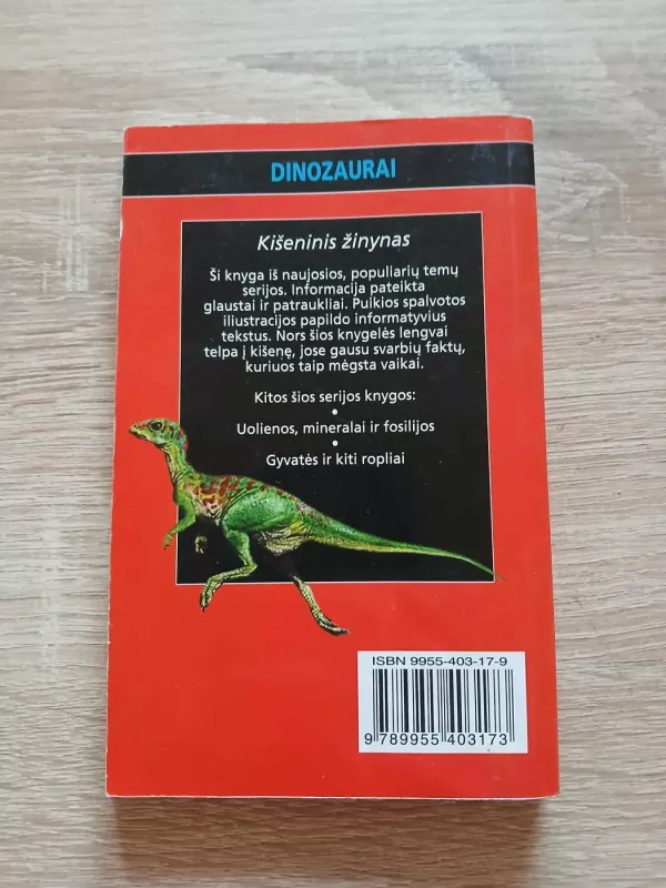 Dinozaurai - Sue Nicholson, knyga 3