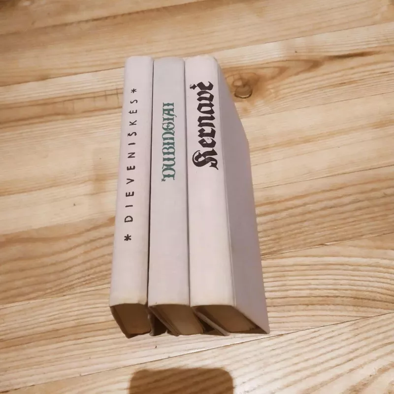 Kernavė. Dieveniškės. Dubingiai - Autorių kolektyvas (įvairūs), knyga 4