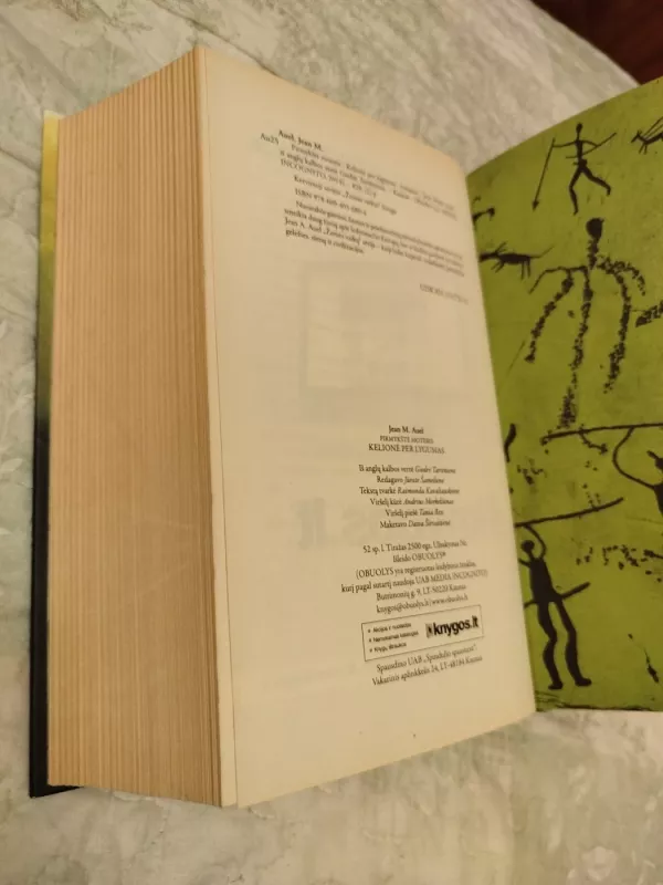 PIRMYKŠTĖ MOTERIS. Kelionė per lygumas - Jean M. Auel, knyga 5