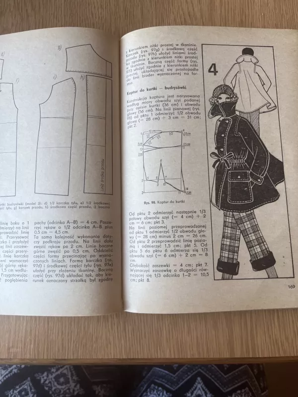 Szyjemy same - Antonie Janusch, knyga 4