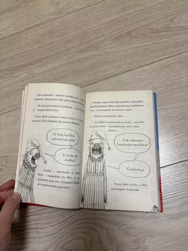 Boldų šeimynėlė. Į pagalbą! - Julian Clary, knyga 4