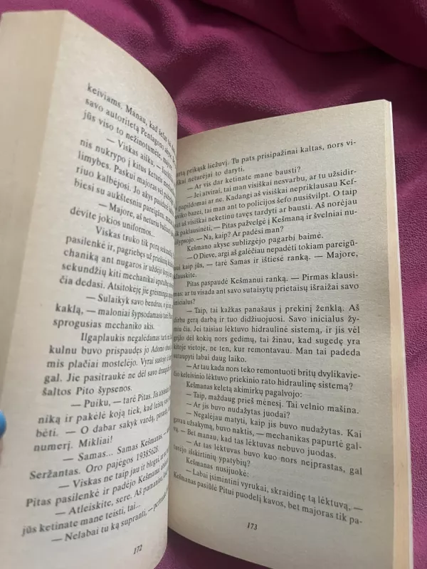 Ledkalnis - Klaivas Kasleris, knyga 6