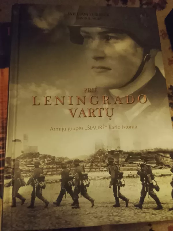 Prie Leningrado vartų - William Lubbeck, knyga 2
