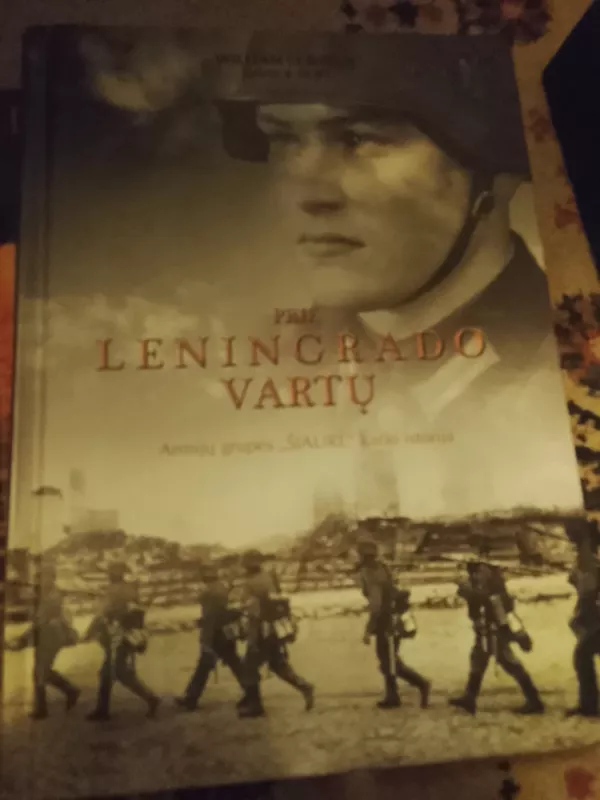 Prie Leningrado vartų - William Lubbeck, knyga 3