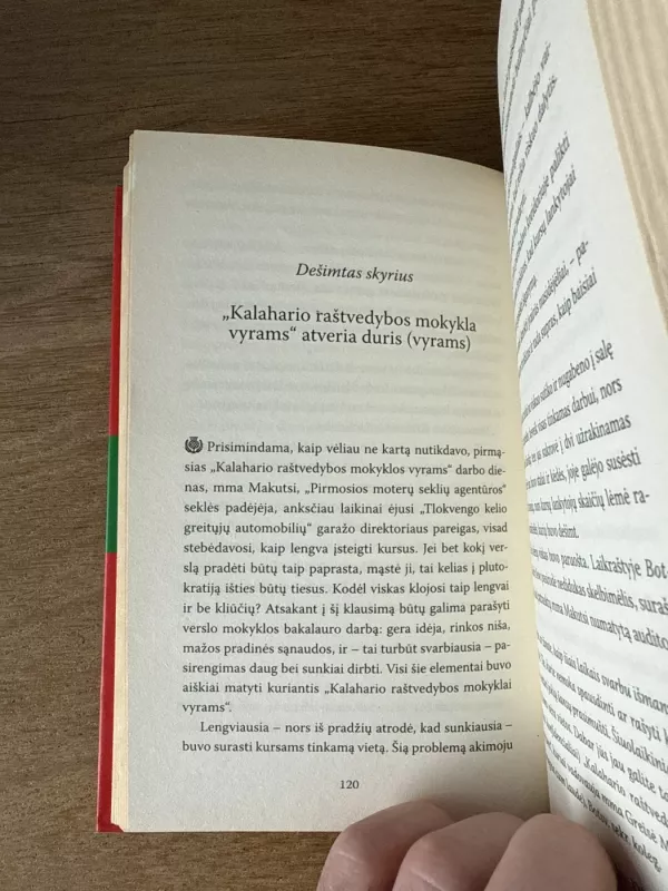 Kalahario raštvedybos mokykla vyrams - Alexander McCall Smith, knyga 5