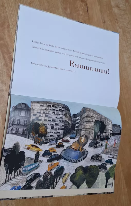 Liūtas Paryžiuje - Beatrice Alemagna, knyga 4