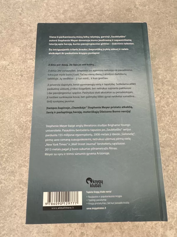 Chemikė - Meyer Stephanie, knyga 3