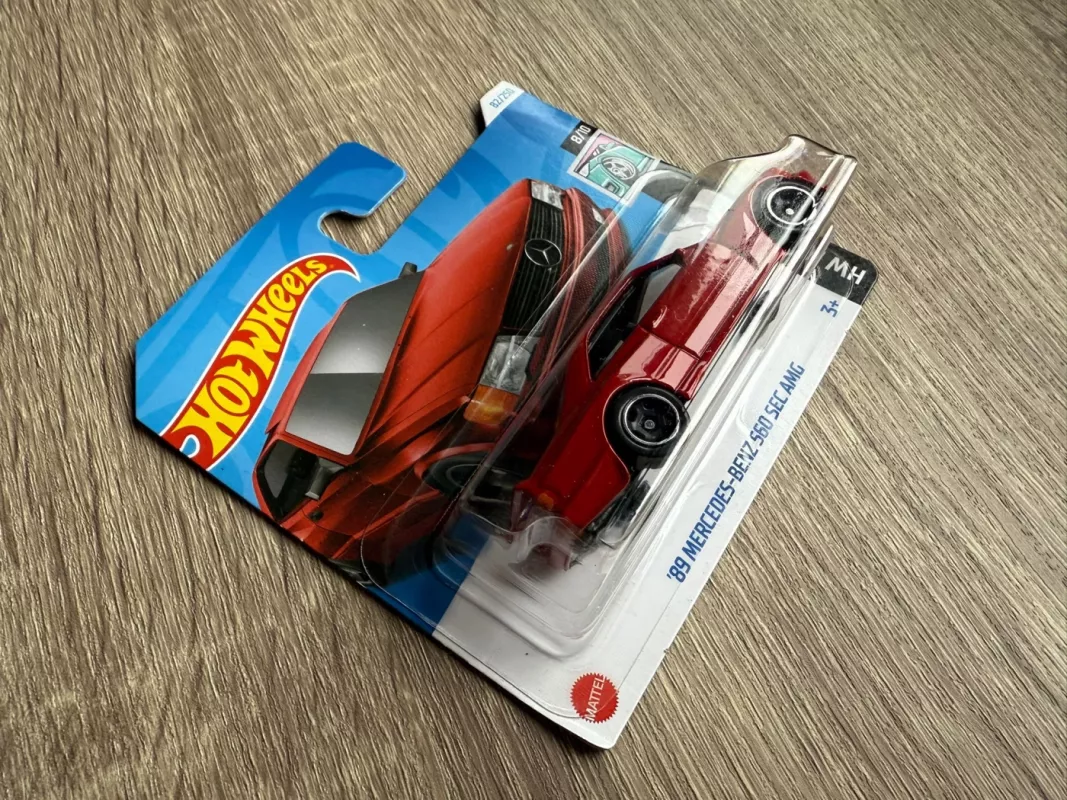 89 Mercedes - Benz 560 Sec AMG Hot Wheels - , namai ir interjeras 3