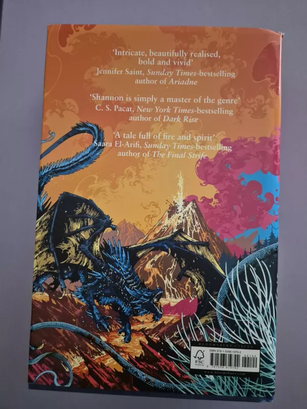 A Day of Fallen Night - Samantha Shannon, knyga 3