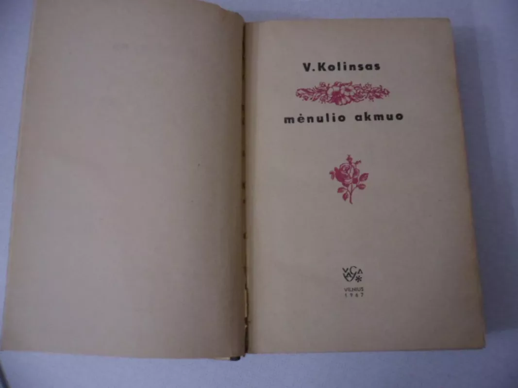 Mėnulio akmuo - V. Kolinsas, knyga 3