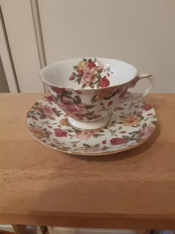 Puodelis su gėlėmis - , namai ir interjeras 2