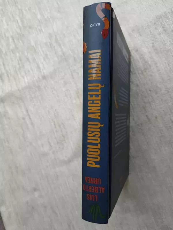 Puolusių angelų namai - Luis Alberto Urrea, knyga 5