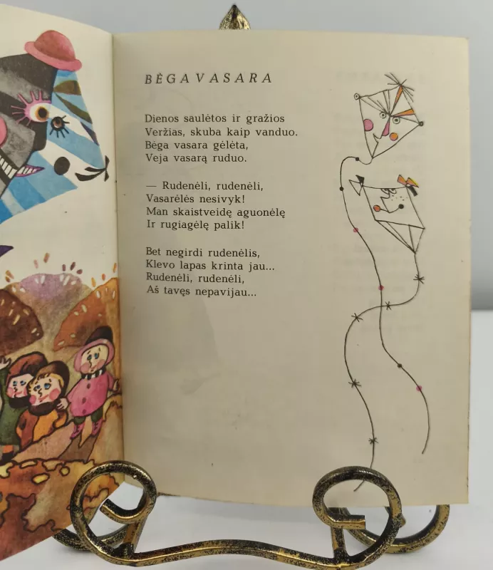 Su margu skėčiu - Pranciška Stravinskaitė, knyga 2