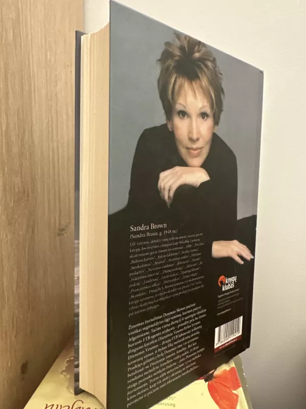 Riba - Sandra Brown, knyga 2