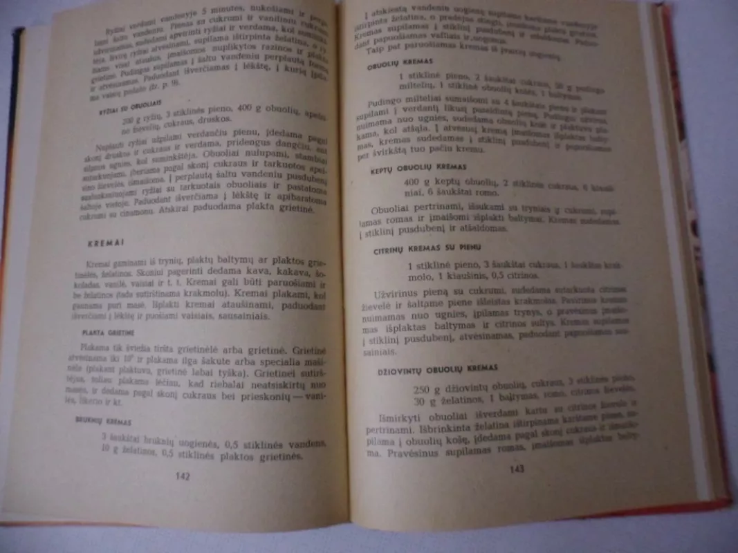 Šalti patiekalai ir gėrimai - B. Purvinienė, knyga 5