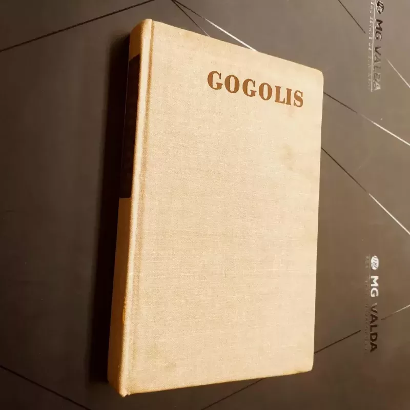 Mirusios sielos - Nikolajus Gogolis, knyga 2