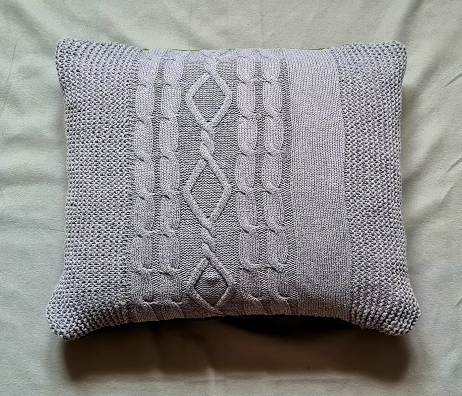 Rankų darbo pagalvėlė „Gabrielė” Nr. 18 - , namai ir interjeras 3